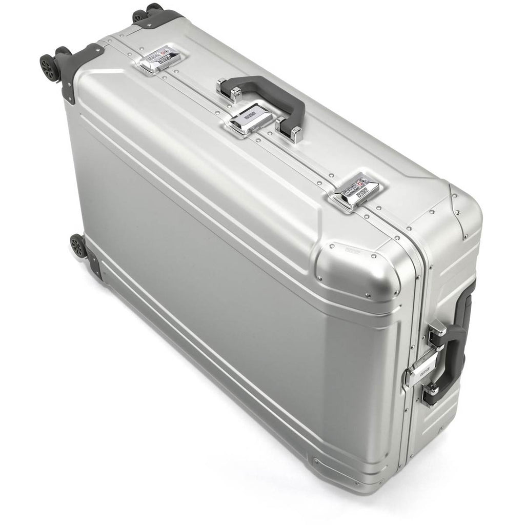 Shop Zero Halliburton Geo 3.0 Aluminum 30In S – Luggage Factory